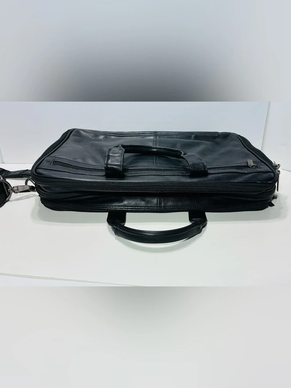 Y2K VTG Kenneth Cole New York Expandable Leather Laptop Briefcase Bag Black